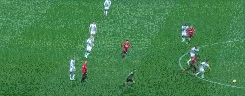 新2网址-【意甲】伊布补时凌空斩救主 AC米兰客场平乌迪内斯