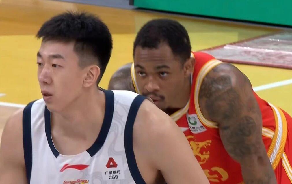 新2网址-广东男篮6分力克广厦，奎因29+6+6麦考尔21+5，王少杰隔扣桑普森